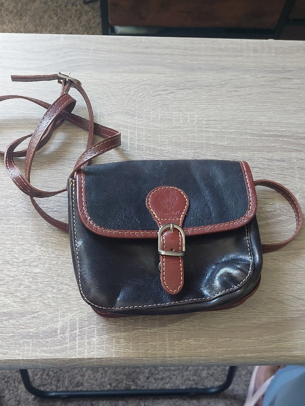 Vera Pelle Black and Brown Leather Crossbody Bag with Buckle